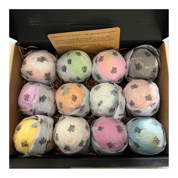Life Around 2 Angels Bath Bomb Set - Picture 2 of 4